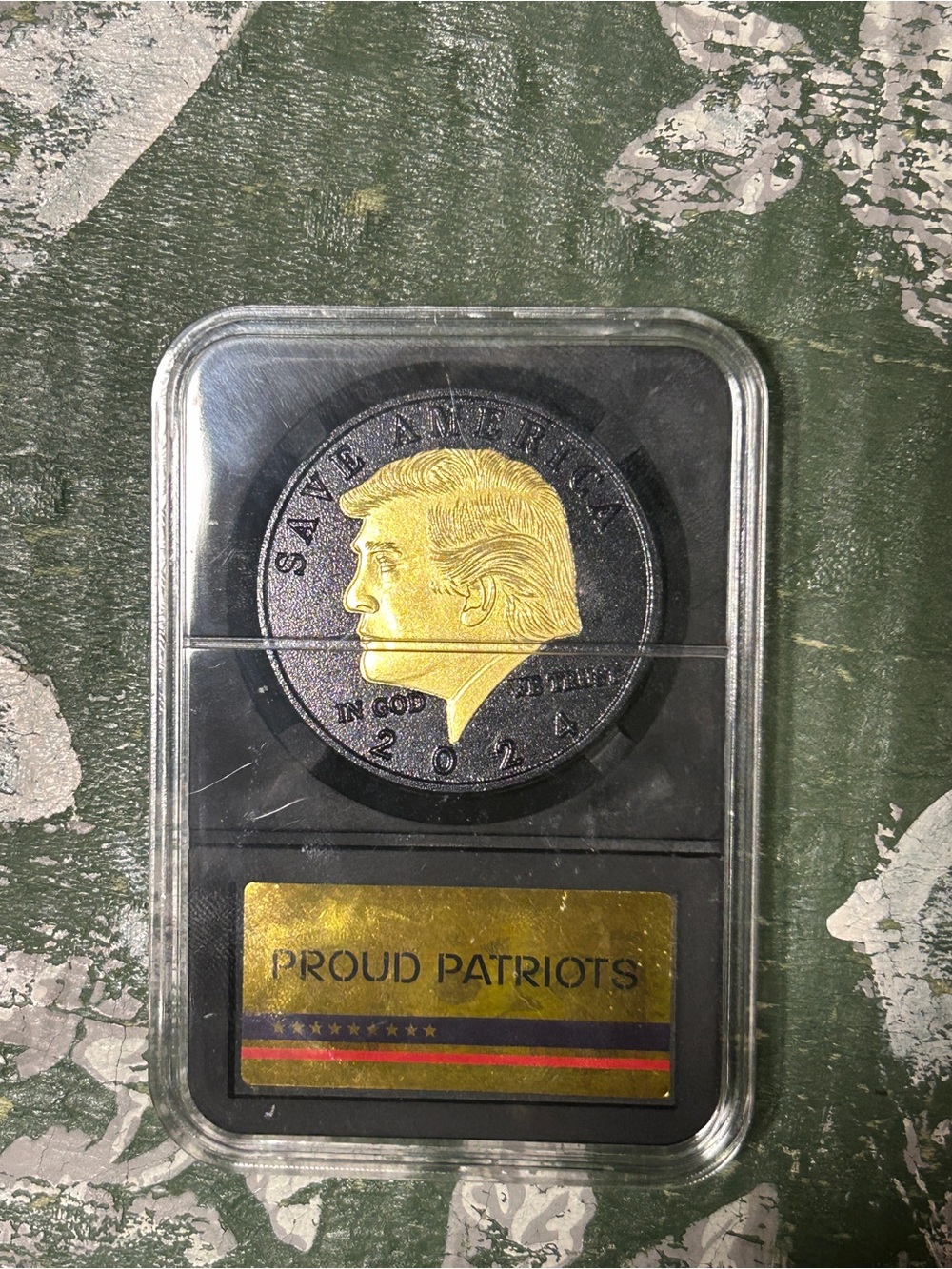 Trump 2024 coin